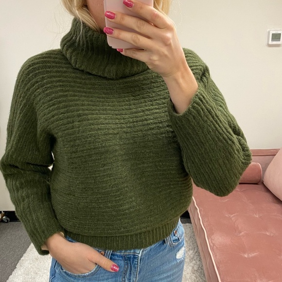 Leith Women's Chunky Knit Turtle Neck Dolman Sleeves Sweater XSmall New - Picture 2 of 9